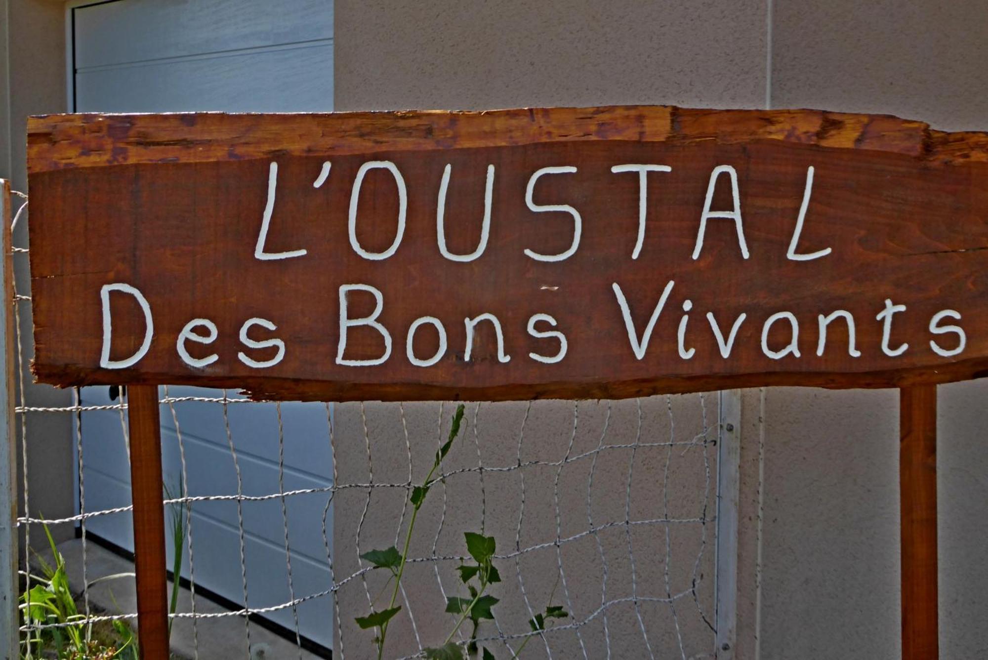 L'Oustal Des Bons Vivants Conques-en-Rouergue Bagian luar foto